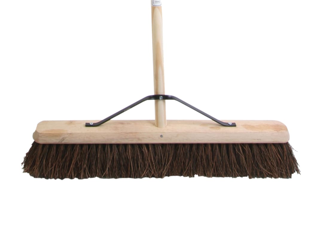 Faithfull Stiff Bassine Broom 600mm (24in) + Handle & Stay FAIBRBAS24H