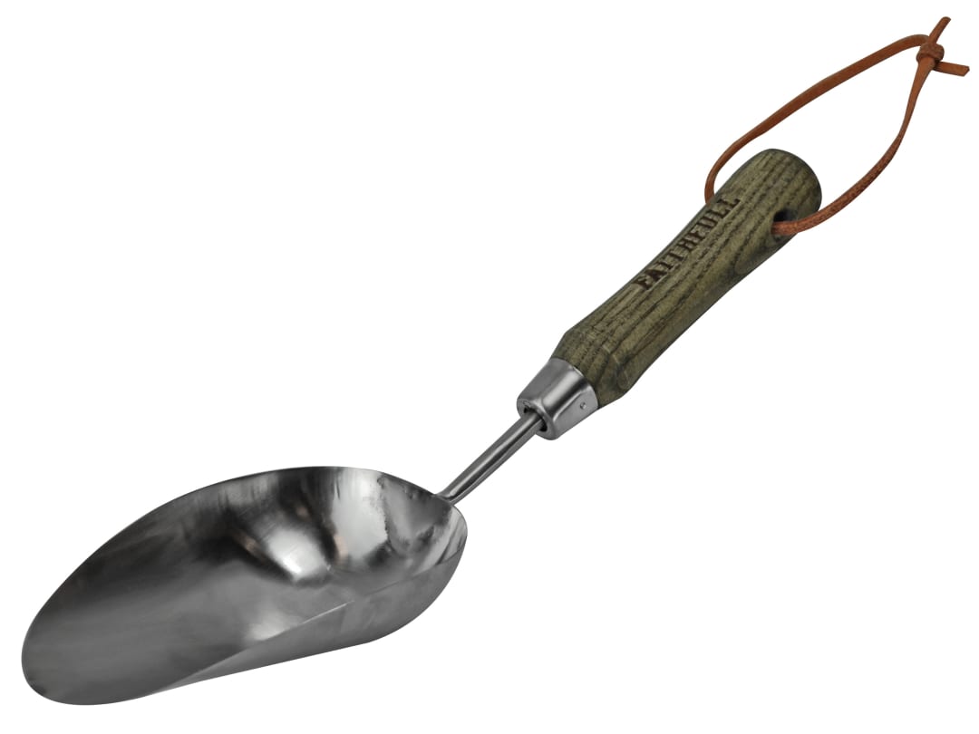 Faithfull Prestige Stainless Steel Hand Scoop Ash Handle FAIPRESHSCOP