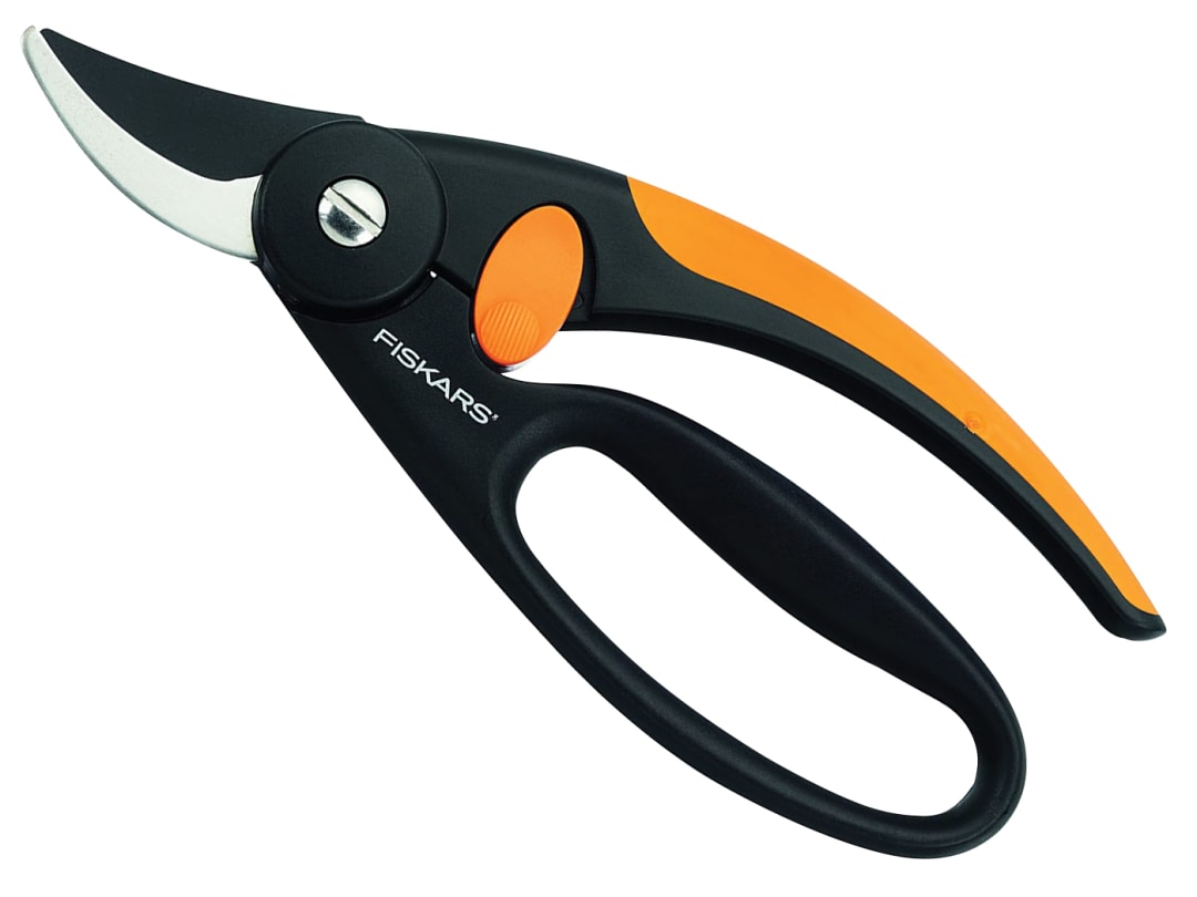 Fiskars Fingerloop Pruner Bypass P44 1001534