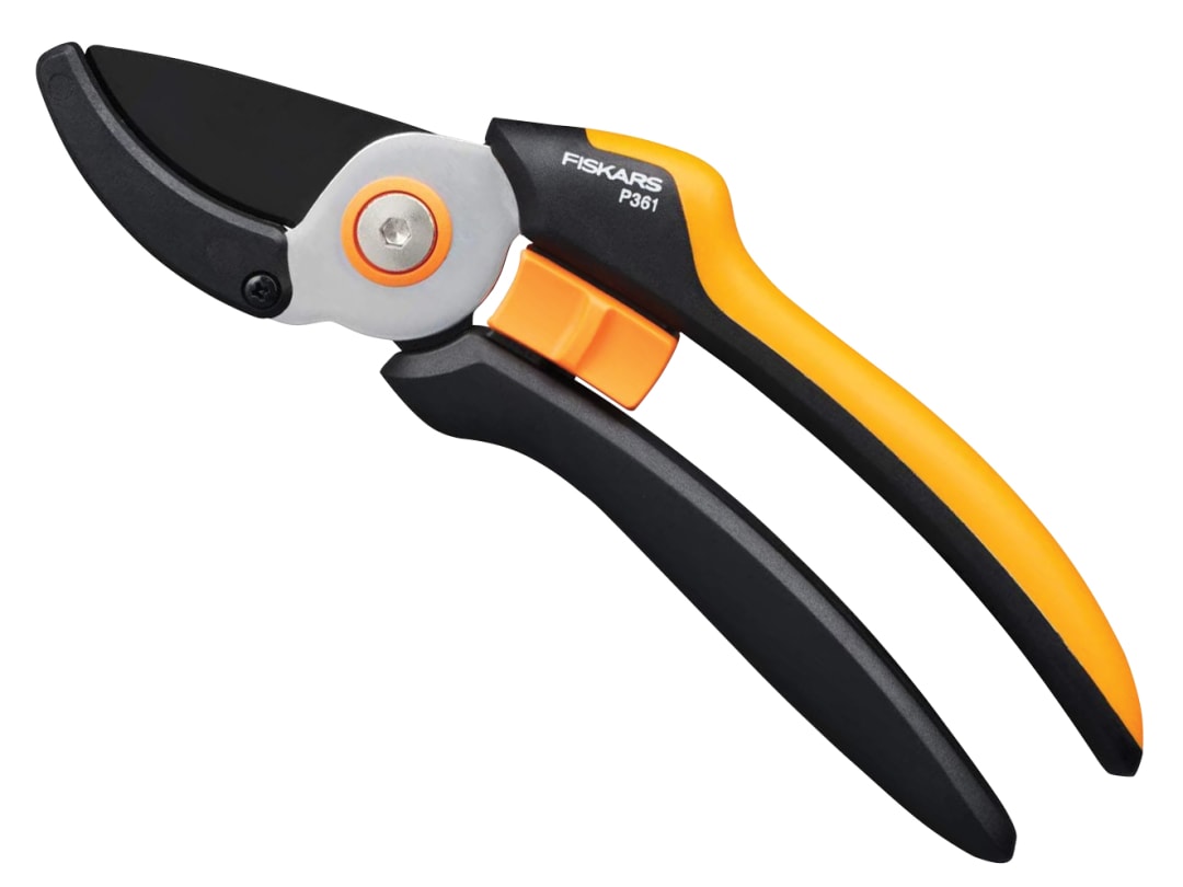 Fiskars P361 Solid™ Anvil Pruner 1057165