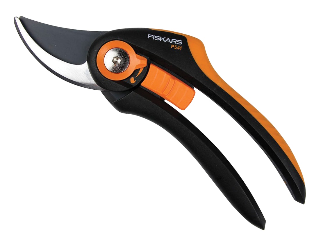 Fiskars P541 Plus™ Bypass Pruner 1057169