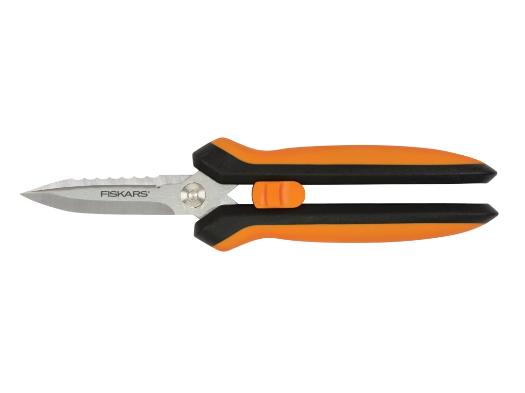 Fiskars Solid™ SP320 Multi-Purpose Snips 1063328