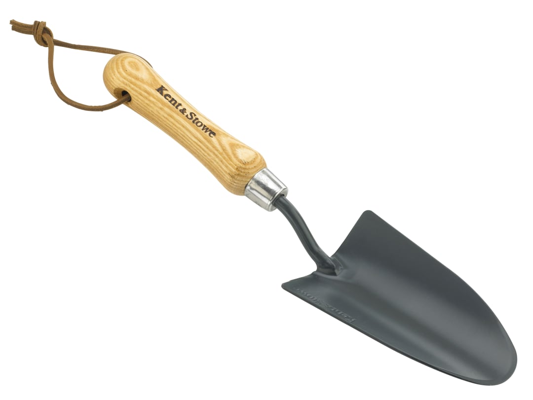 Kent & Stowe Carbon Steel Hand Trowel, FSC® 70100277