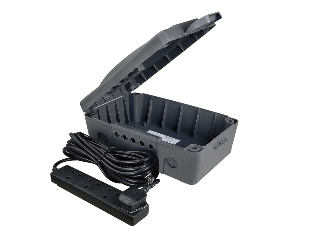 Masterplug Weatherproof Box with 10m 240V 4-Way Bar WBXBFG10B-MP