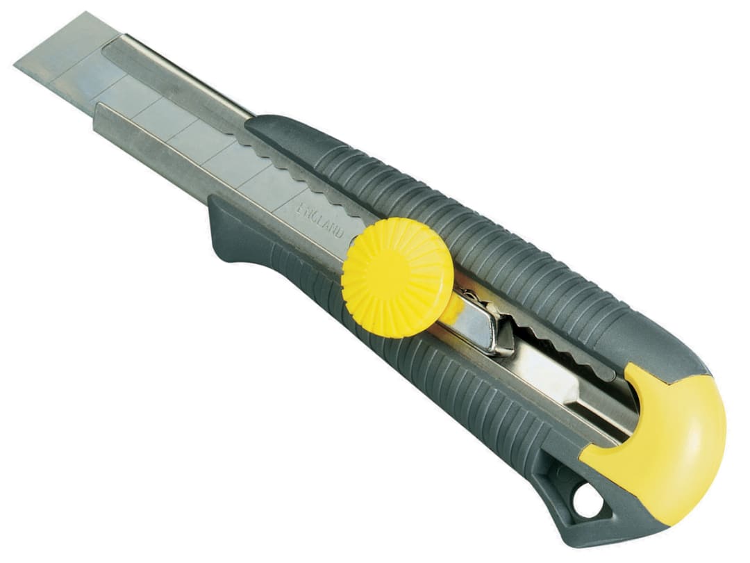 STANLEY® Hand Tools DYNAGRIP™ Snap-Off Blade Knife 18mm 0-10-418