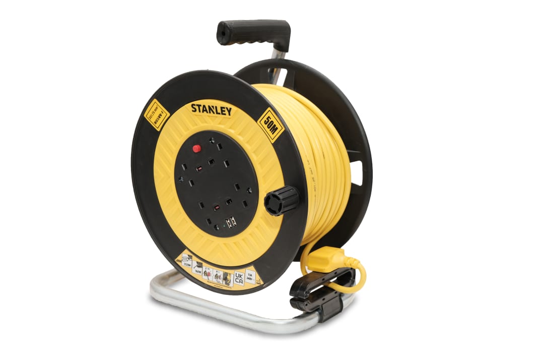 STANLEY® Electrical Open Drum Cable Reel 240V 13A 4-Socket + 2 USB 50m SXECGL2OHXE