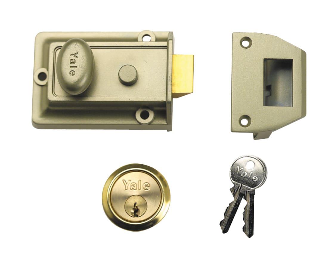 Yale Locks P77 Traditional Nightlatch 60mm Backset Nickel Brass Finish Box 6.30077E+11