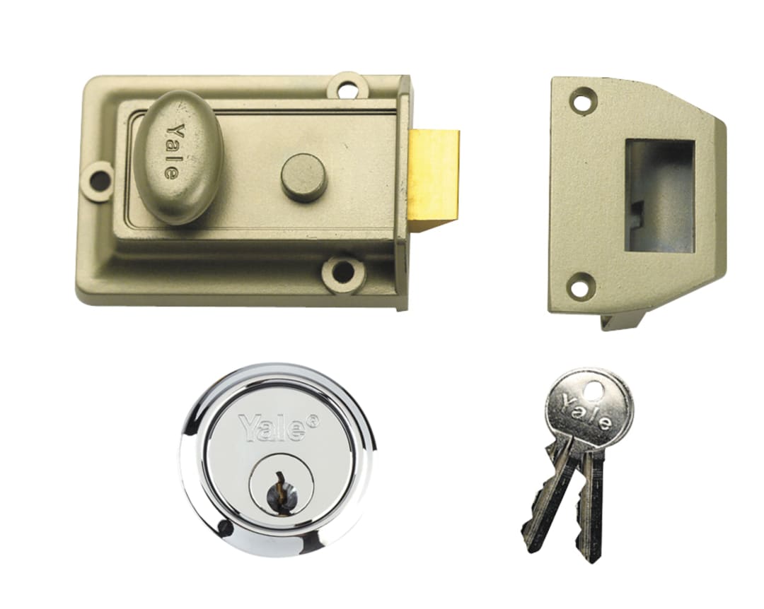 Yale Locks P77 Traditional Nightlatch 60mm Backset Nickel Brass Finish SC Cylinder Box 6.30077E+11