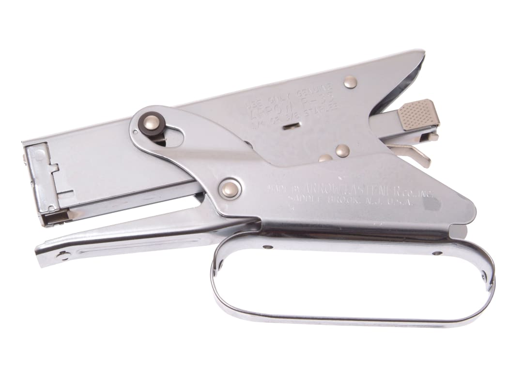 Arrow P22 Plier-Type Stapler AP22