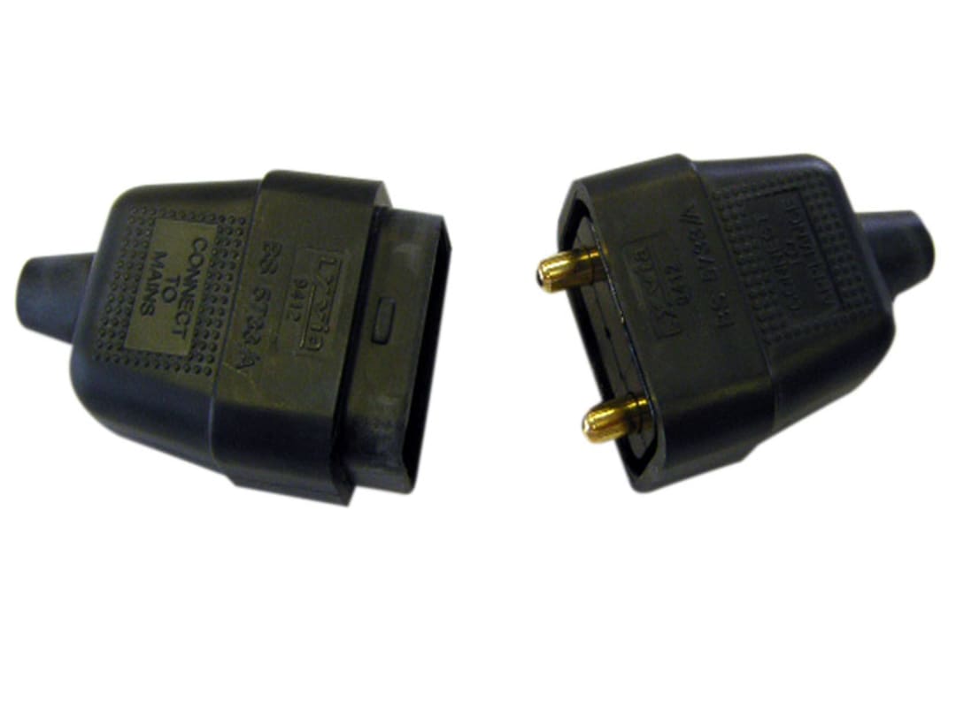 Dencon 2 Pin Rubber Connector Plug 10A Black 9412BNB