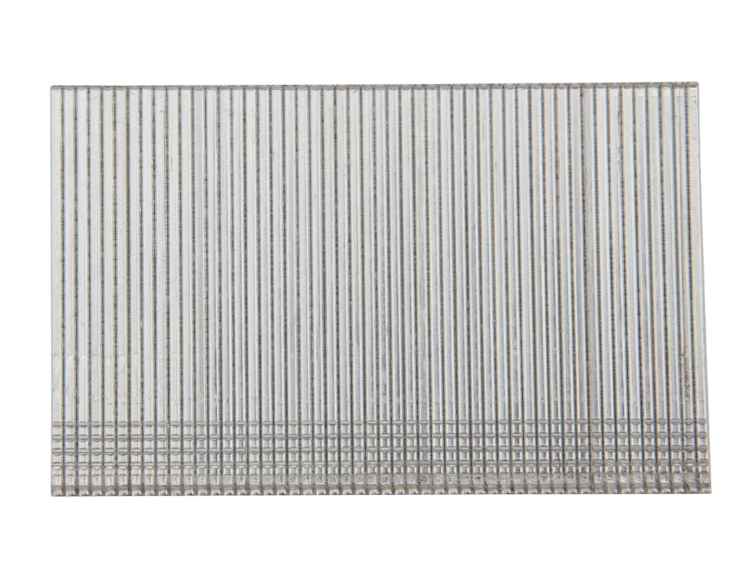 DEWALT Power Tools 16 Gauge Galvanised Finish Nails 57mm (Pack 2500) DNBSB1657Z