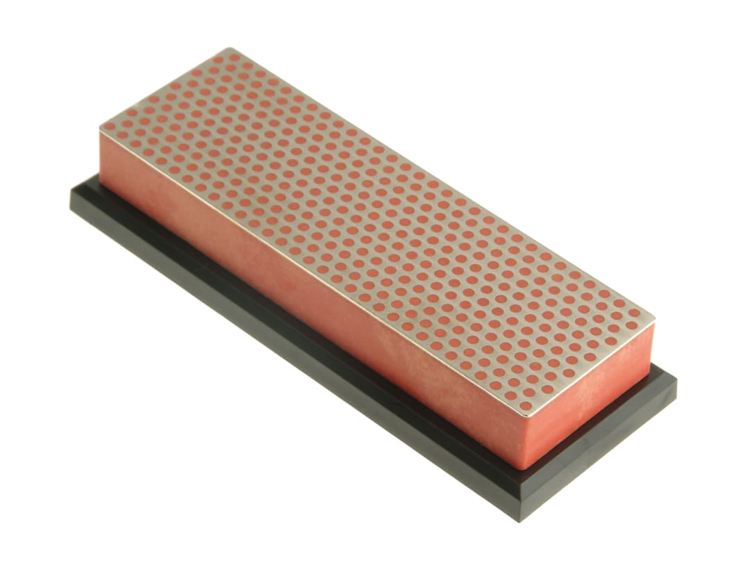 DMT Diamond Whetstone 150mm Plastic Case Red 600 Grit Fine DMT-W6FP