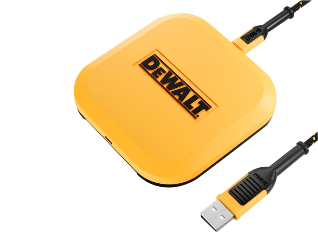 DEWALT Telecoms Fast Wireless Charging Pad 141 0476 DWG